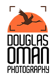 A logo of the photographer douglas oman.